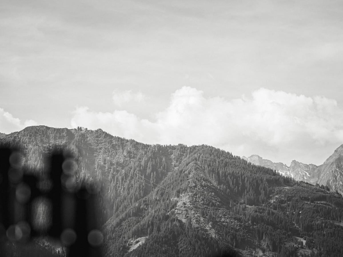 Hotel Garni Larcherhof Mayrhofen Exteriör bild